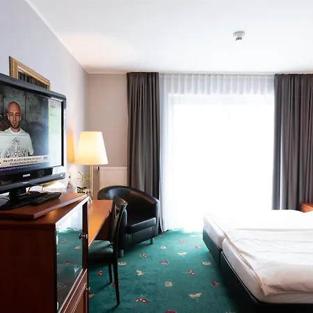 Szálloda Freihof Hiddenhausen