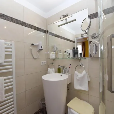 弗雷霍夫酒店 酒店 希登豪森