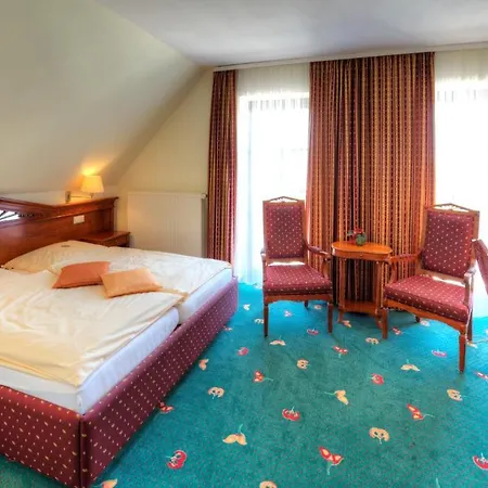 弗雷霍夫酒店 4*