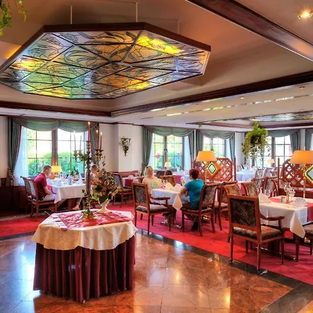 Hotel Freihof 4*